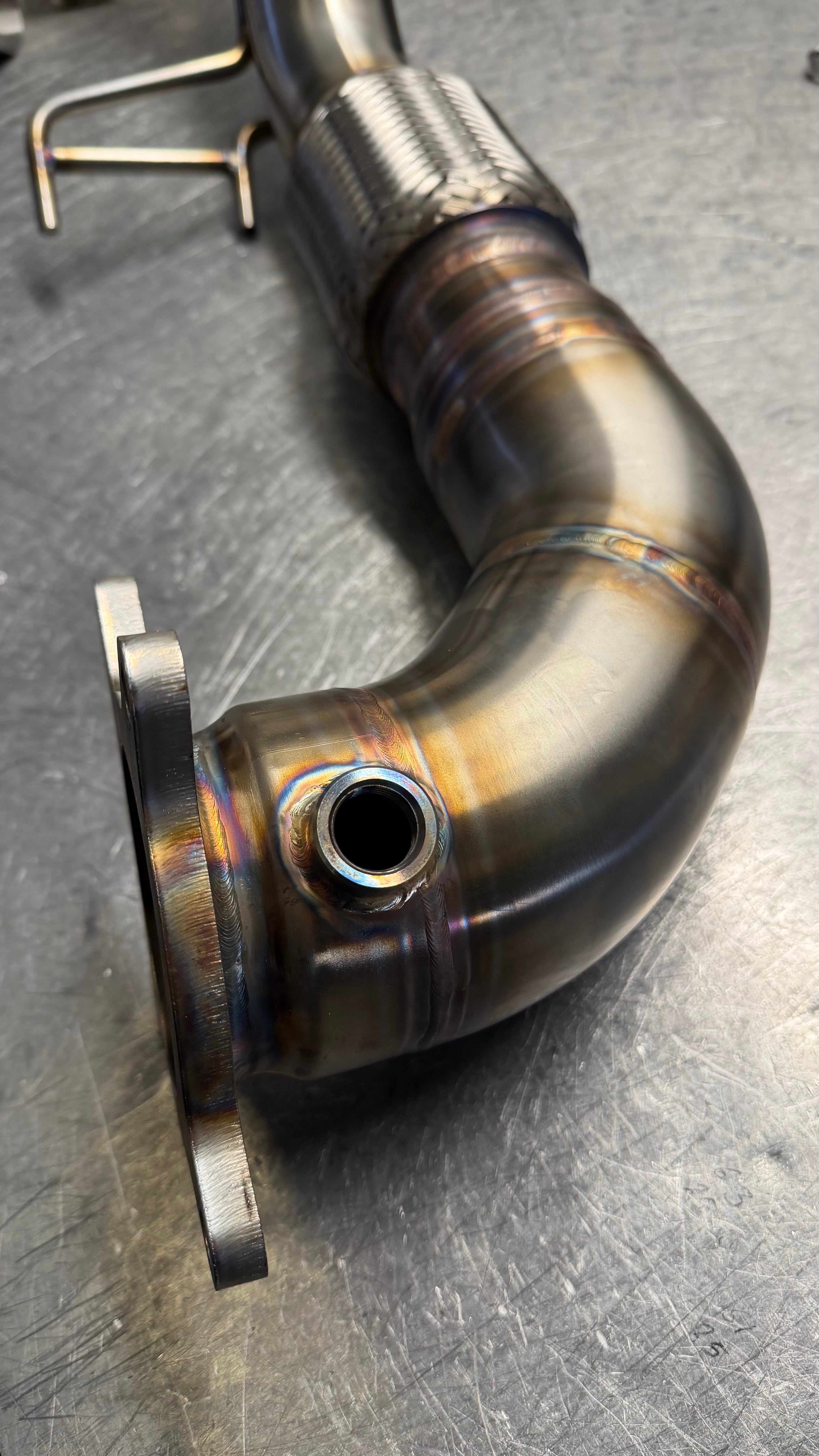 3.5" Decat Downpipe - VW Golf Mk6 R 2.0 TFSI