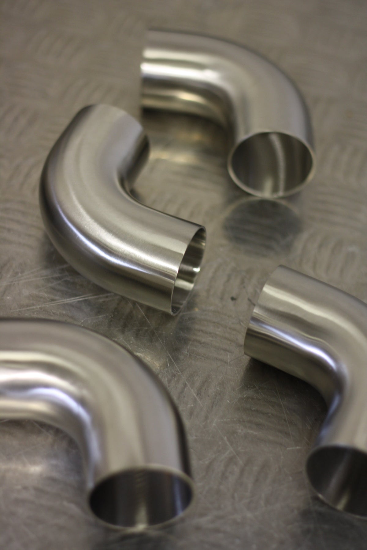 90 Degree 2.5" 63.5mm Tight 1D Stainless Steel Bend