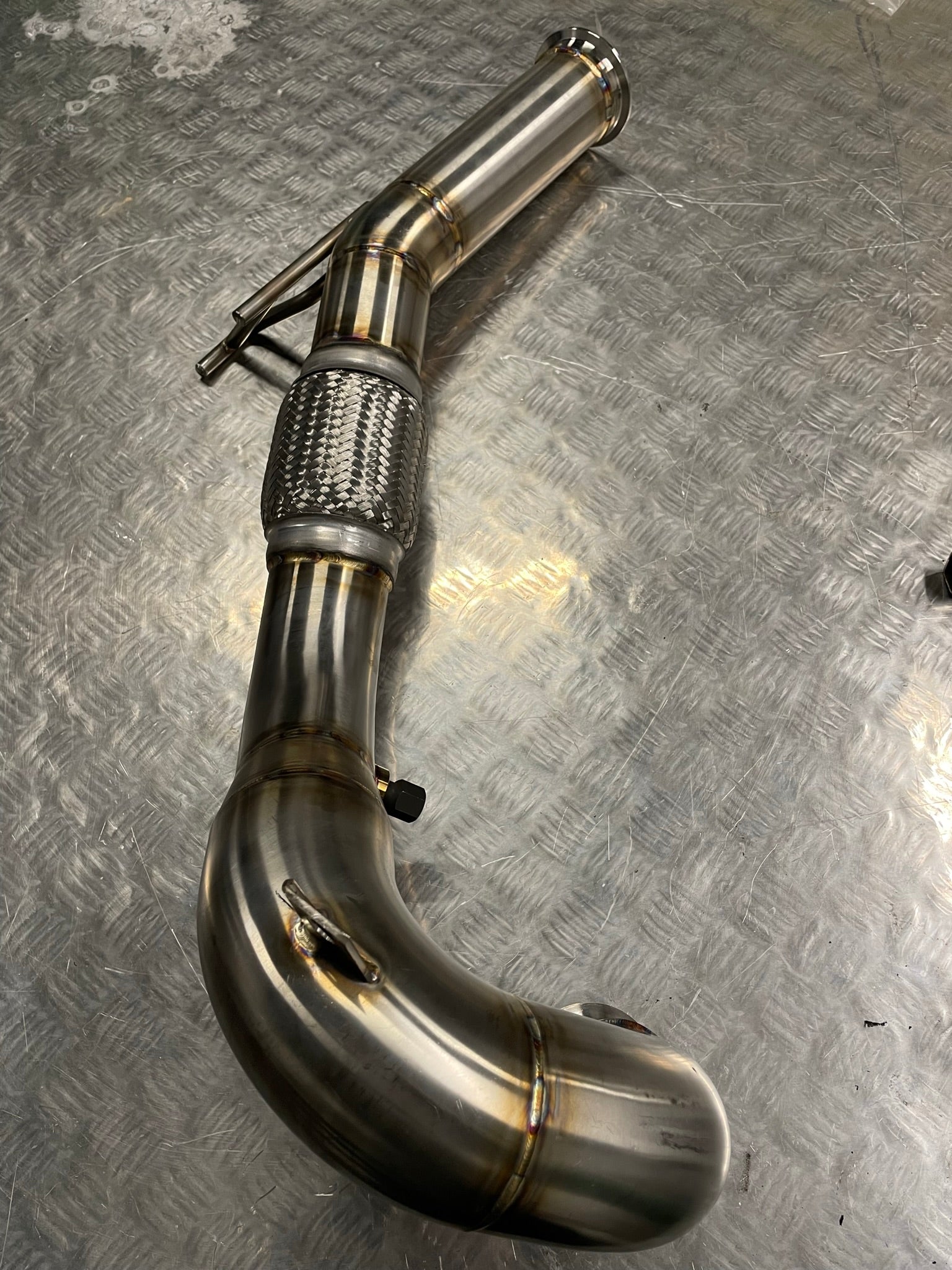 3.5" Decat Downpipe - VW Golf MK7 R 2.0 TSI 300PS